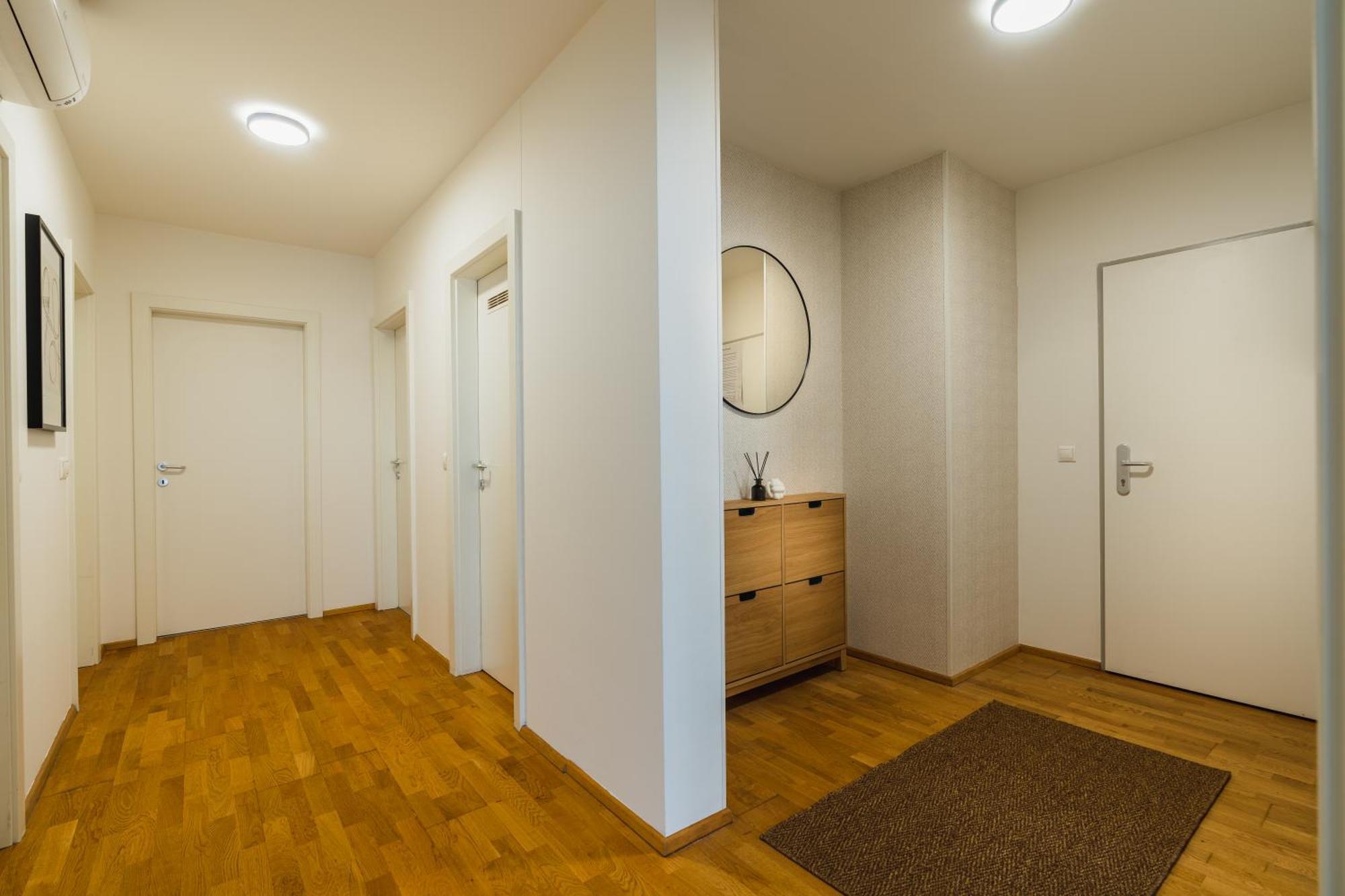 Apartament Business & Family Ambiente *